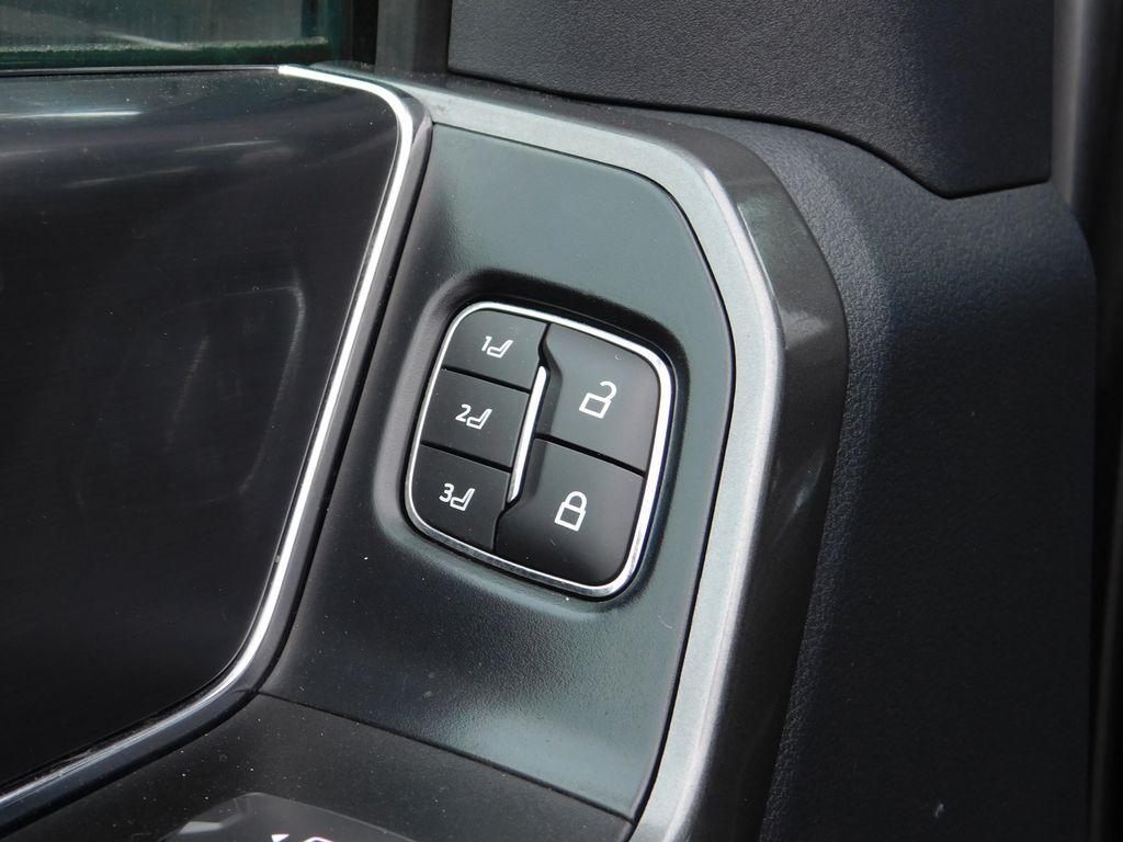 used 2022 Ford F-150 car, priced at $37,995