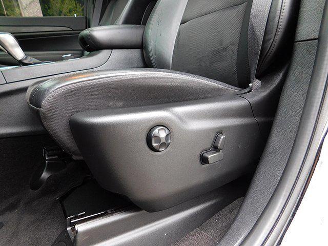 used 2022 Jeep Grand Cherokee WK car, priced at $23,649