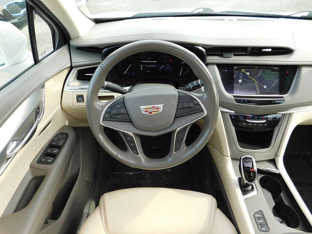 used 2019 Cadillac XT5 car, priced at $19,995