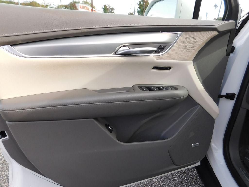 used 2019 Cadillac XT5 car, priced at $19,995