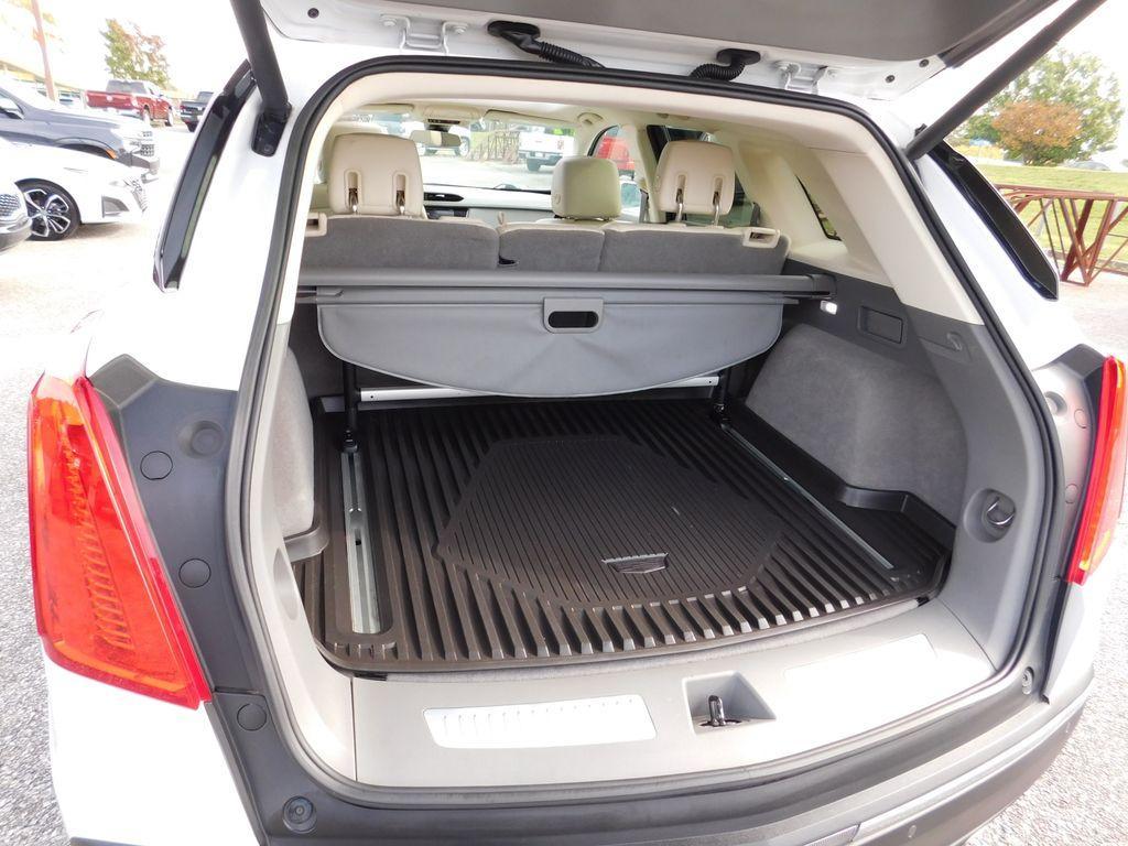 used 2019 Cadillac XT5 car, priced at $19,995