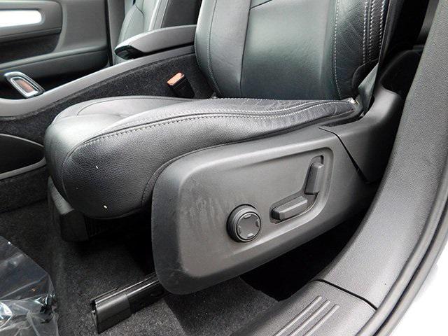 used 2019 Volvo XC40 car, priced at $24,995