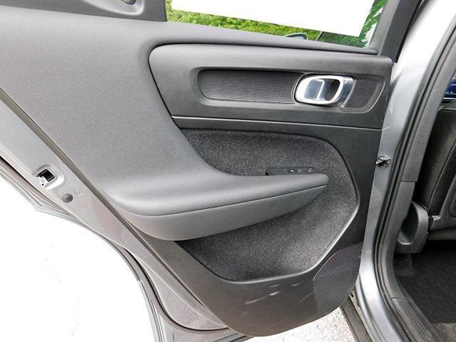 used 2019 Volvo XC40 car, priced at $24,995