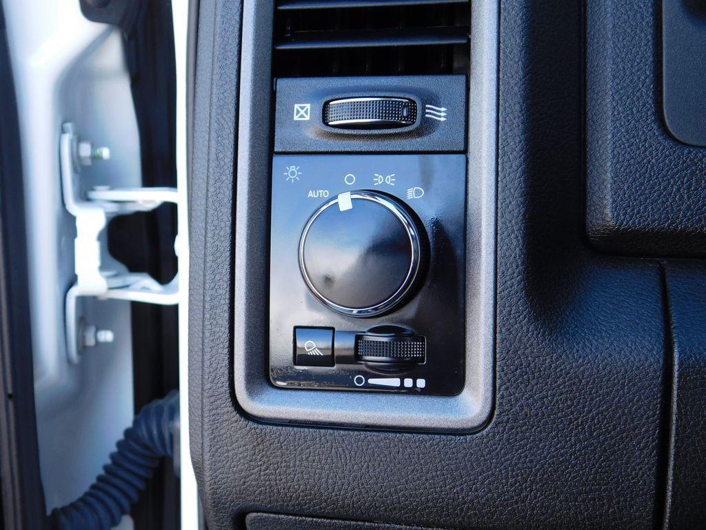 used 2022 Ram 1500 Classic car, priced at $22,895