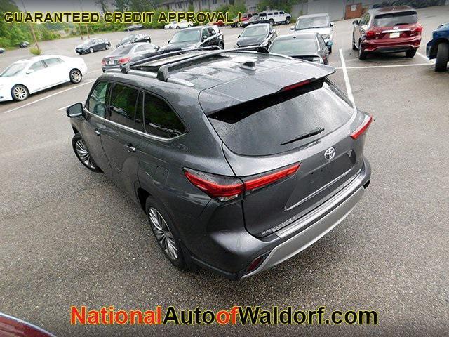 used 2020 Toyota Highlander car, priced at $32,895