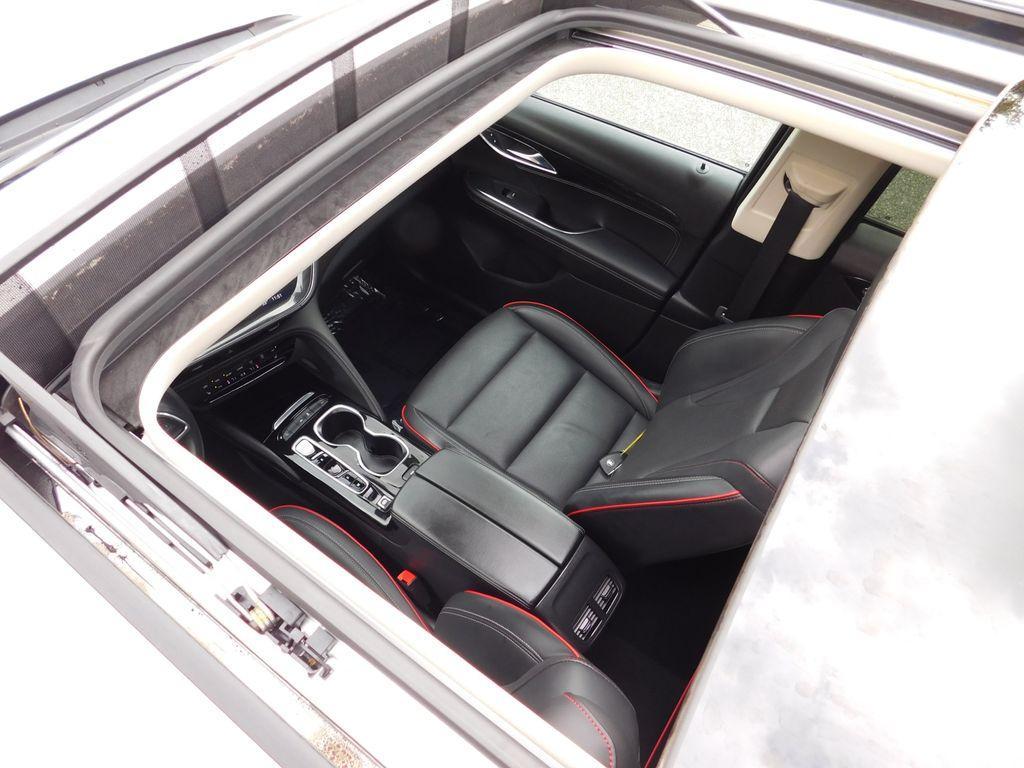 used 2023 Buick Envision car, priced at $21,570