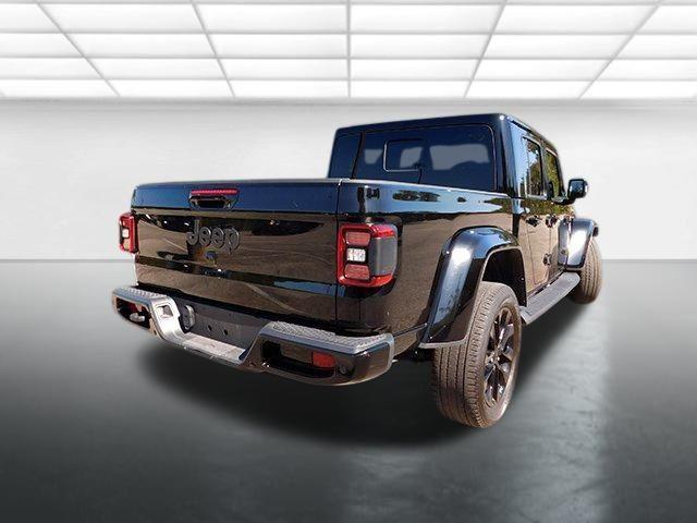 used 2023 Jeep Gladiator car, priced at $34,437