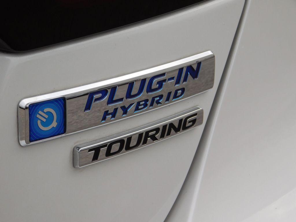 used 2018 Honda Clarity Plug-In Hybrid car, priced at $16,123