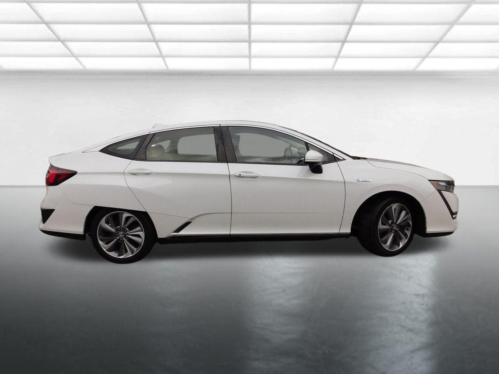 used 2018 Honda Clarity Plug-In Hybrid car, priced at $16,123
