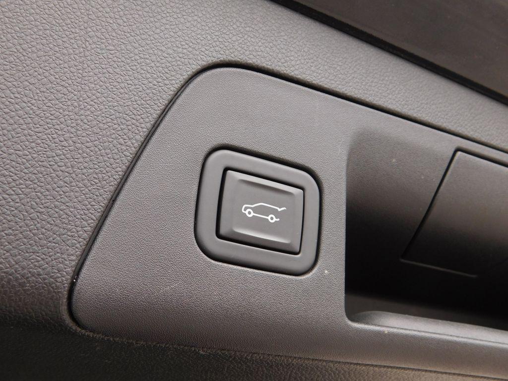 used 2023 Buick Envision car, priced at $21,680