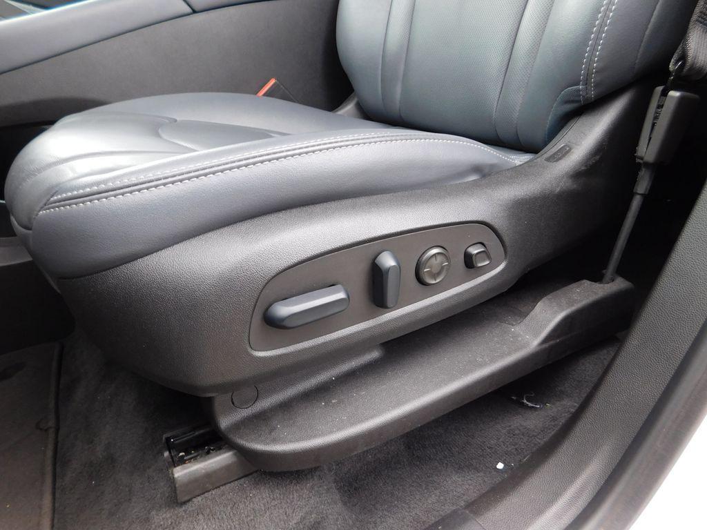 used 2024 Buick Enclave car, priced at $28,318