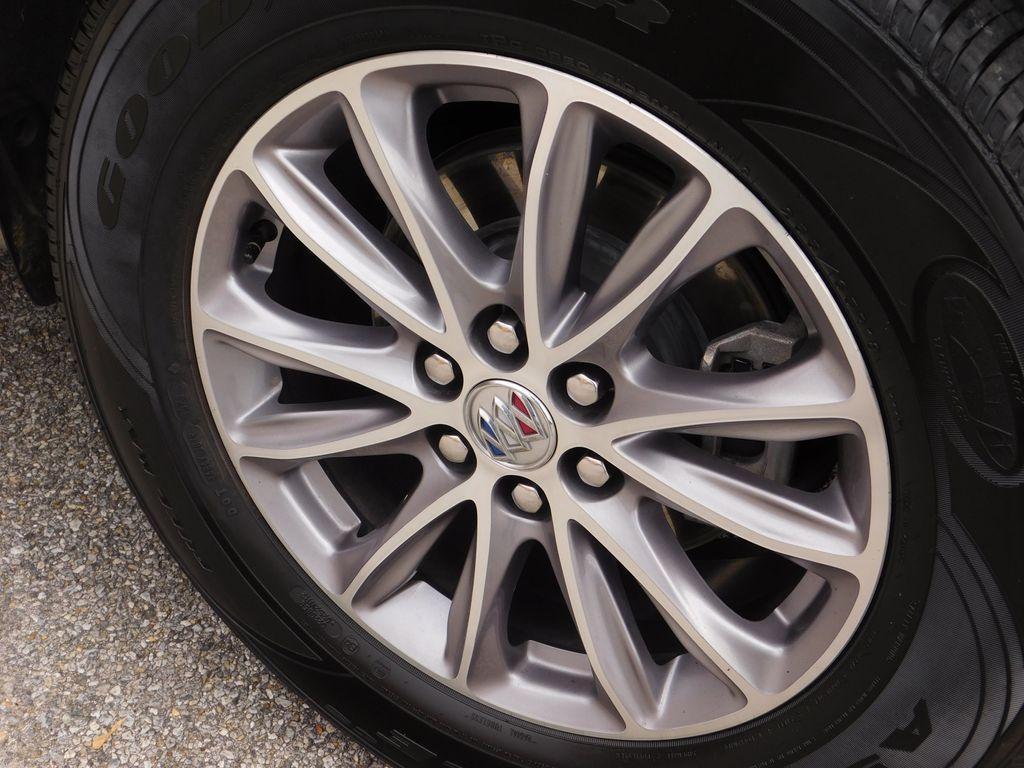 used 2024 Buick Enclave car, priced at $28,318