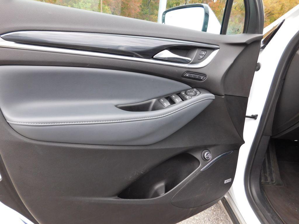 used 2024 Buick Enclave car, priced at $28,318