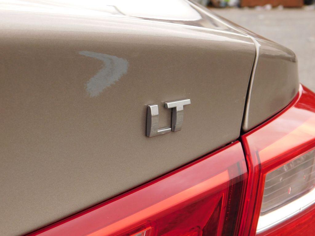 used 2023 Chevrolet Malibu car, priced at $17,995