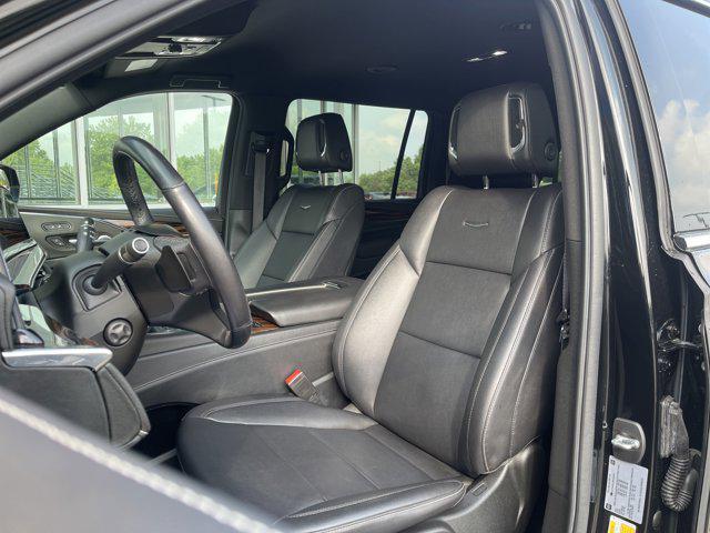 used 2022 Cadillac Escalade ESV car, priced at $60,998