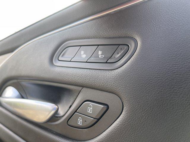 used 2022 Cadillac Escalade ESV car, priced at $60,998