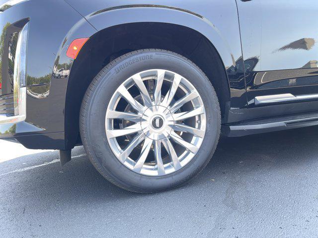 used 2022 Cadillac Escalade ESV car, priced at $60,998