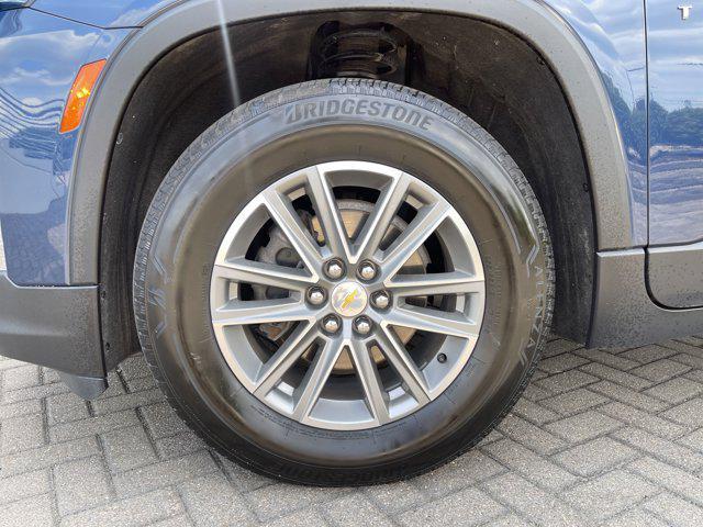 used 2023 Chevrolet Traverse car, priced at $31,887