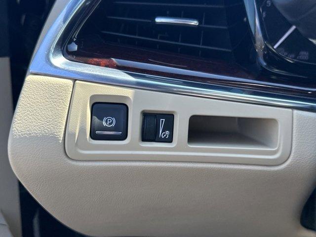 used 2019 Cadillac XT5 car, priced at $28,996