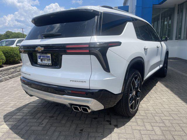 used 2024 Chevrolet Traverse car, priced at $54,994