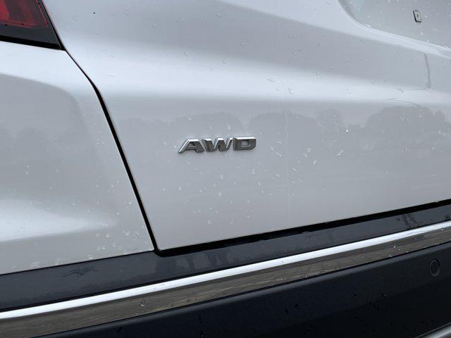 used 2025 Cadillac XT5 car, priced at $48,936