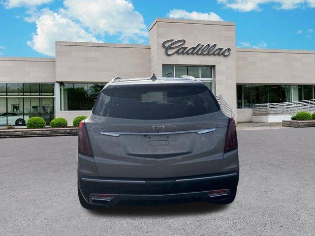 used 2022 Cadillac XT5 car, priced at $32,340