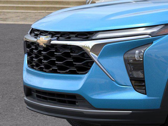 new 2025 Chevrolet Trax car, priced at $25,905