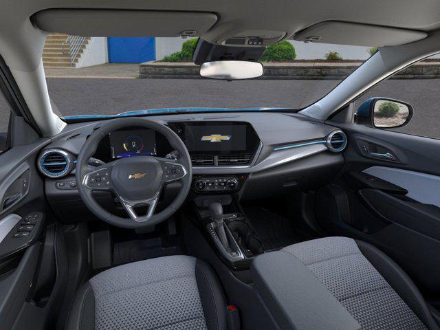 new 2025 Chevrolet Trax car, priced at $25,905