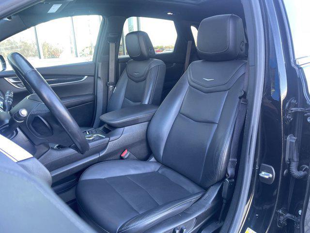 used 2022 Cadillac XT5 car, priced at $25,695