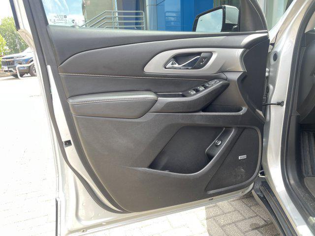 used 2020 Chevrolet Traverse car, priced at $21,916