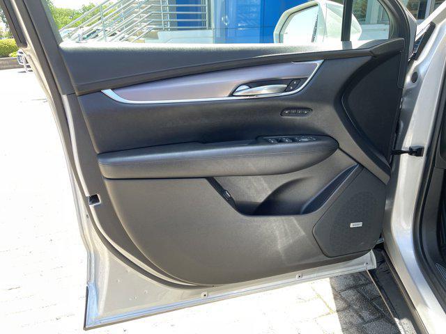 used 2017 Cadillac XT5 car, priced at $14,998