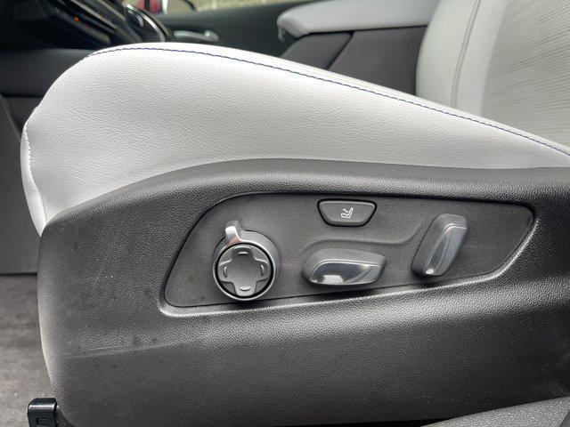 used 2024 Cadillac XT4 car, priced at $41,978