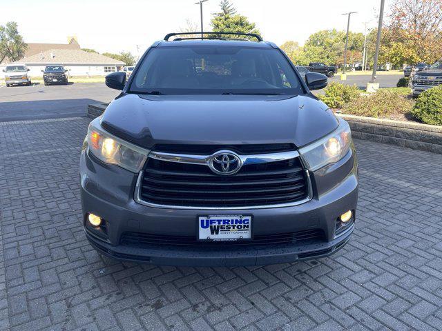 used 2015 Toyota Highlander car, priced at $18,969