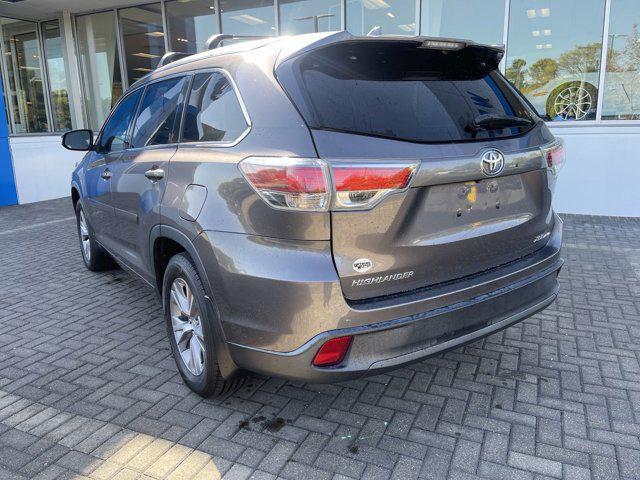 used 2015 Toyota Highlander car, priced at $18,969