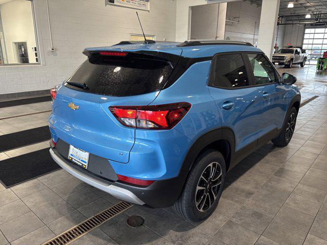 new 2025 Chevrolet TrailBlazer car, priced at $31,720