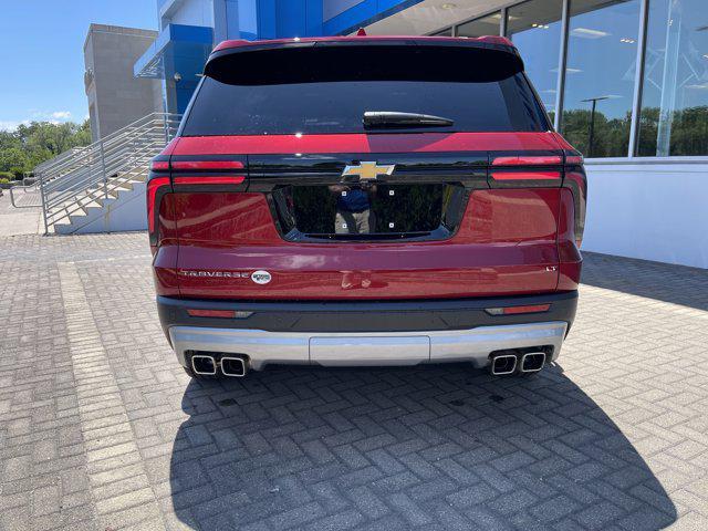 used 2024 Chevrolet Traverse car, priced at $40,990
