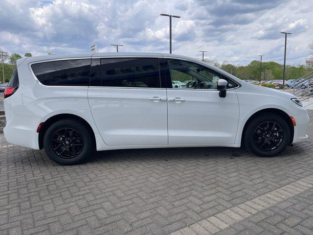 used 2023 Chrysler Pacifica car, priced at $25,998