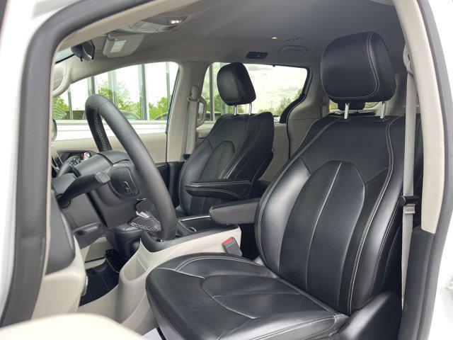 used 2023 Chrysler Pacifica car, priced at $25,998