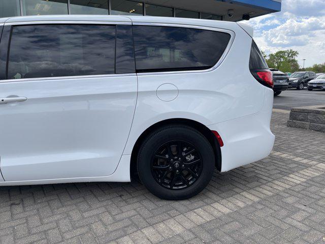used 2023 Chrysler Pacifica car, priced at $25,998