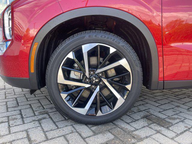 used 2023 Mitsubishi Outlander car, priced at $26,998