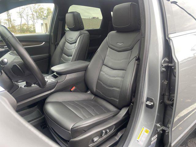 used 2024 Cadillac XT5 car, priced at $50,994