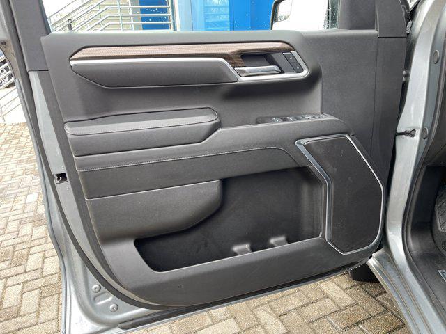 used 2025 Chevrolet Silverado 1500 car, priced at $51,998