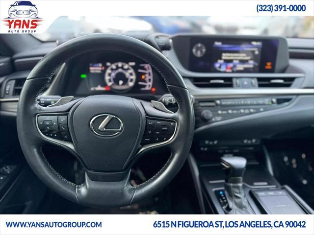 used 2019 Lexus ES 300h car, priced at $24,495