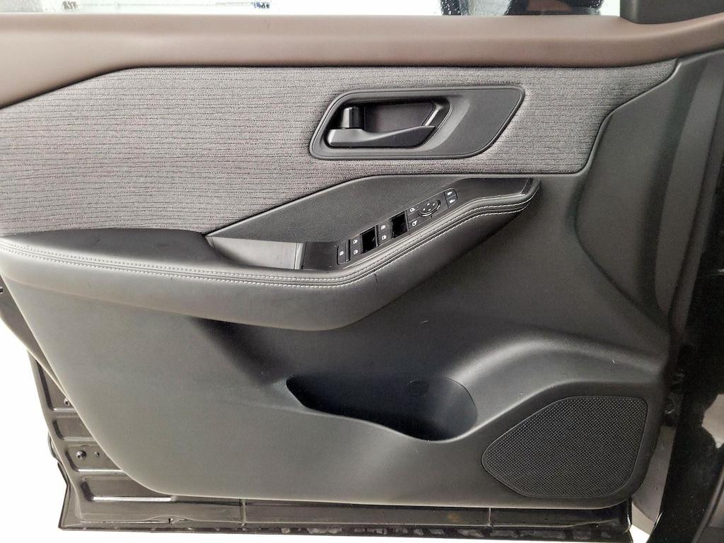 used 2021 Nissan Rogue car, priced at $22,998
