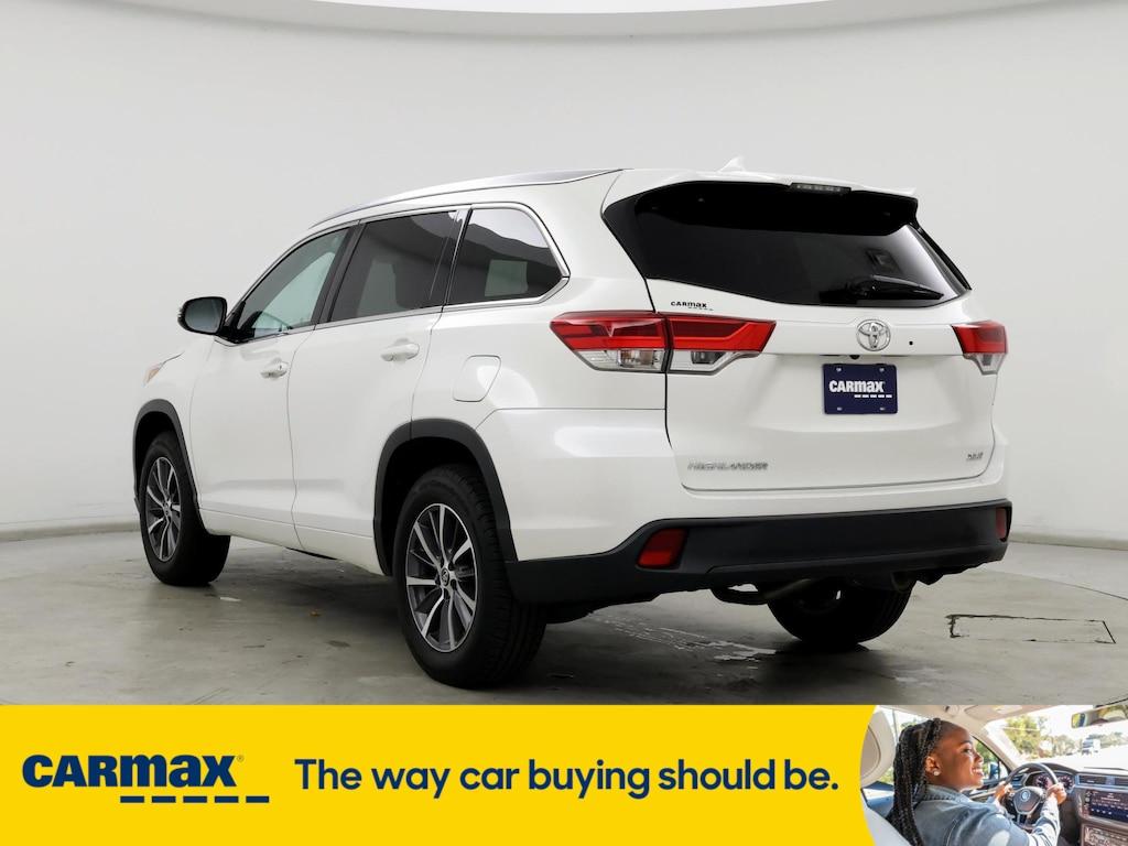 used 2018 Toyota Highlander car, priced at $24,998