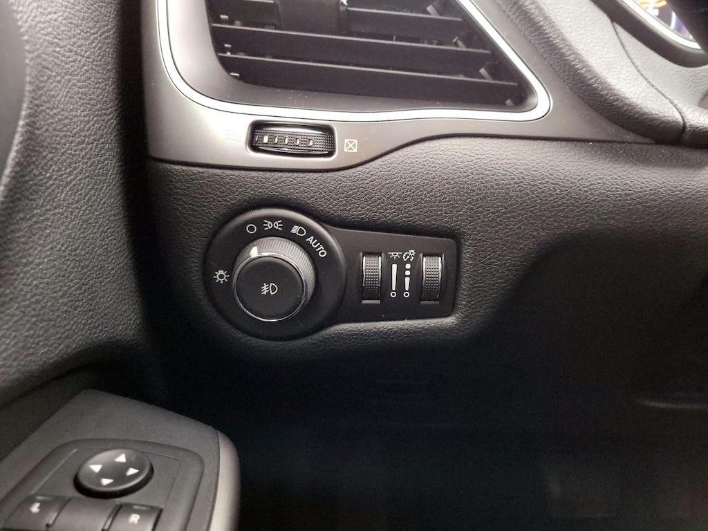 used 2019 Jeep Cherokee car, priced at $18,998