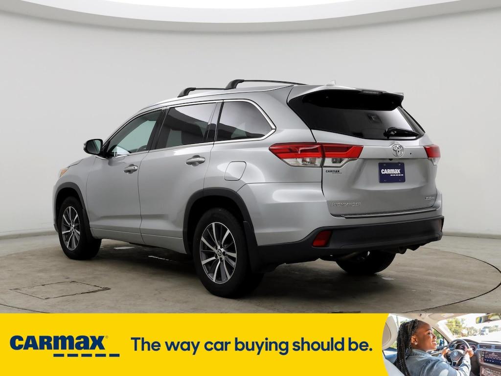 used 2018 Toyota Highlander car, priced at $26,998