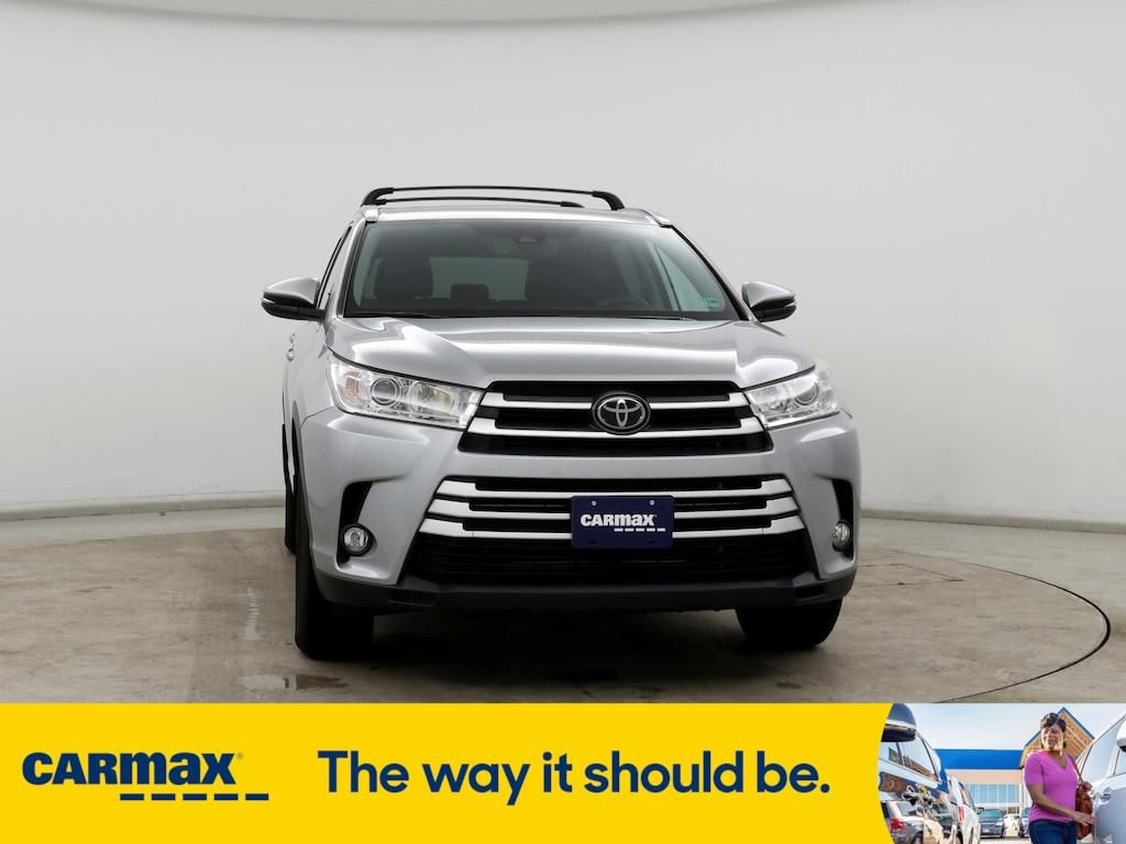 used 2018 Toyota Highlander car, priced at $26,998