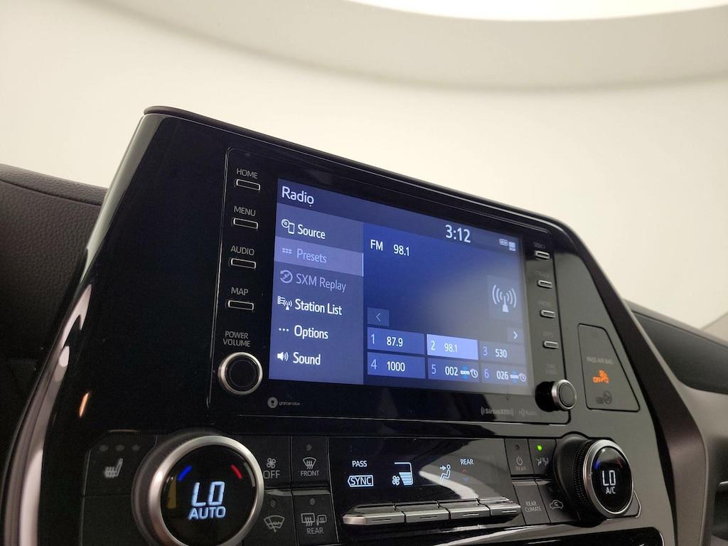 used 2022 Toyota Highlander car, priced at $36,998