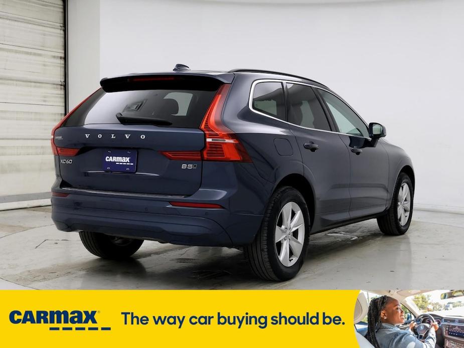 used 2022 Volvo XC60 car, priced at $32,998